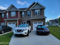Building Photo - 1824 Fox Den Way