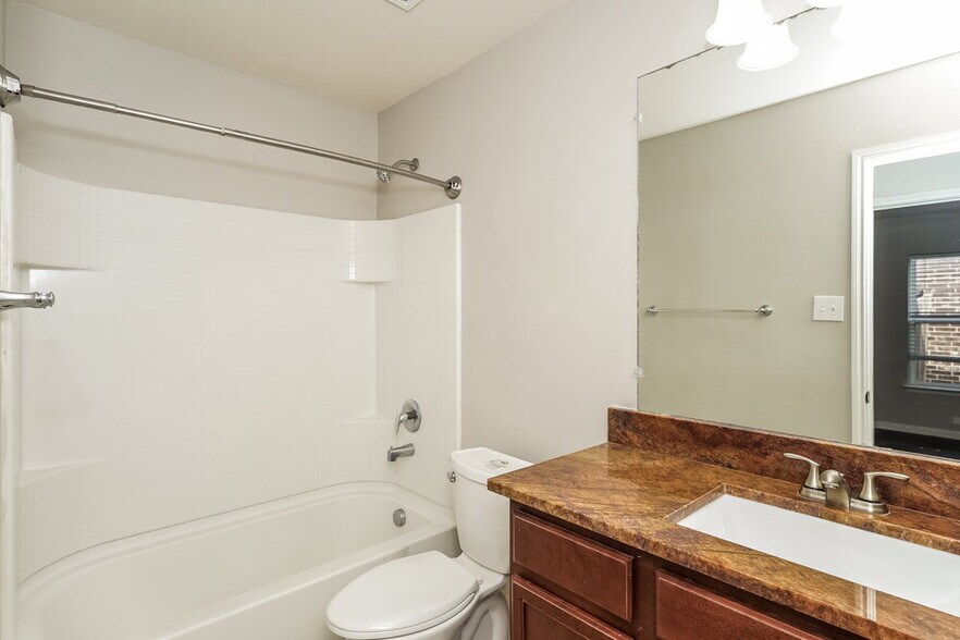 Building Photo - 4204 Tower Ln