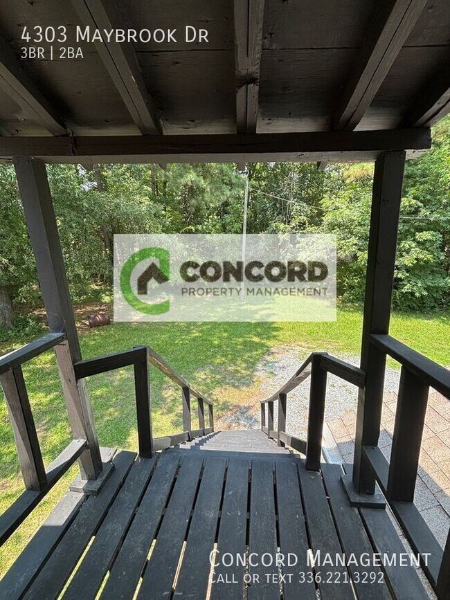 Building Photo - 4303 Maybrook Dr