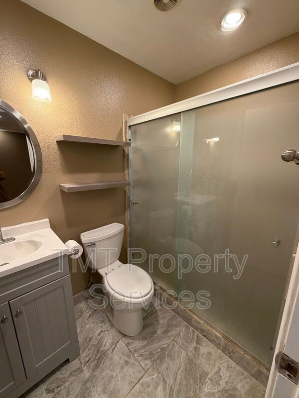 Building Photo - 8704 Montiflora Ct