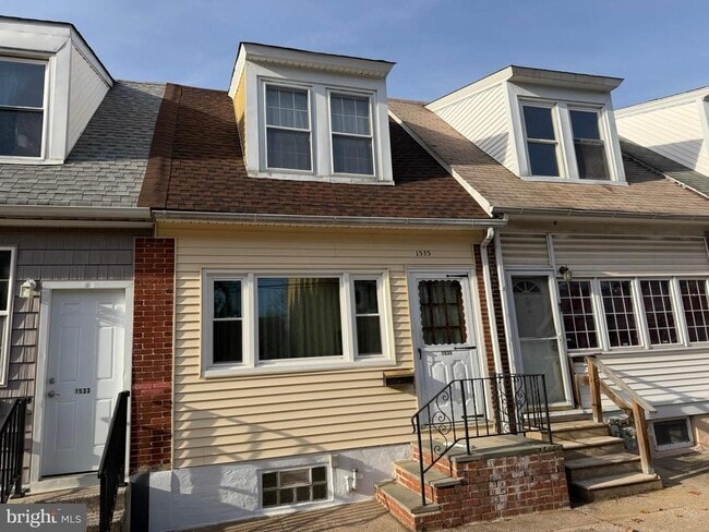 Building Photo - 1535 Willow St