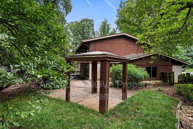 Building Photo - 8108 Timber Valley Ct