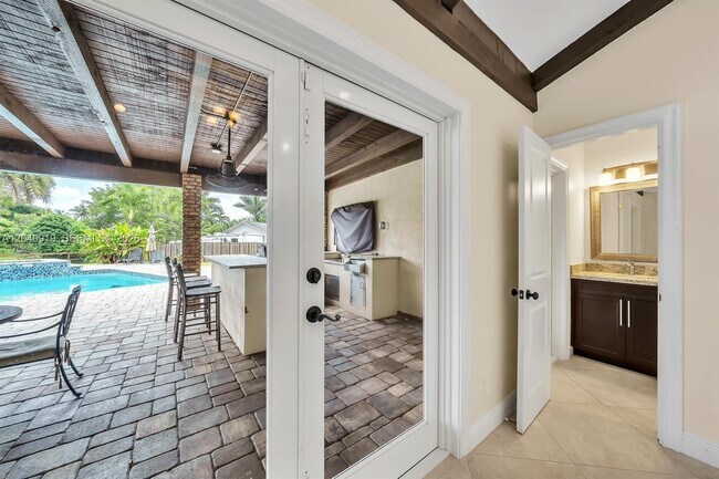 Building Photo - 4920 SW 170th Ave