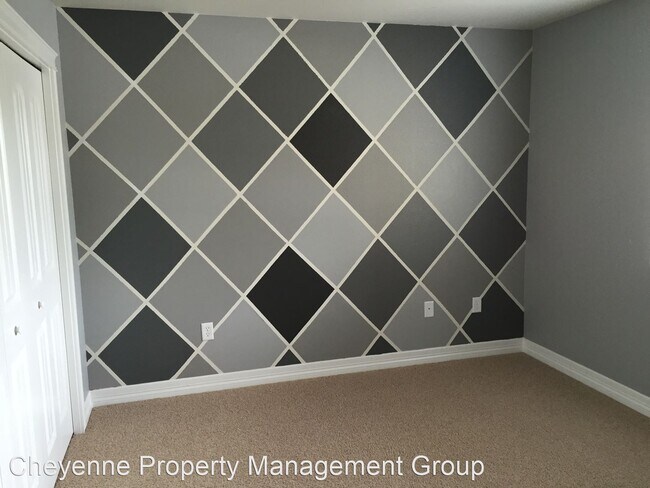 Building Photo - 3 br, 3 bath House - 4741 Harmon Ave