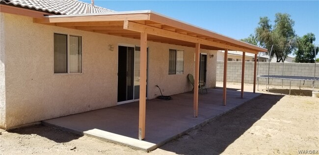 Building Photo - 4492 S Caitlan Ave