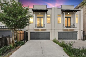 Building Photo - 1305 Birdsall St