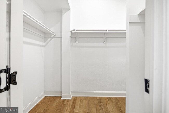 Building Photo - 321 S 3rd St