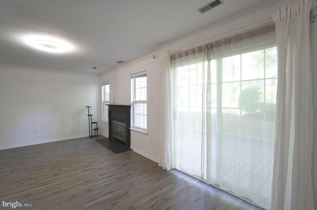Building Photo - 1803 Harvard Dr