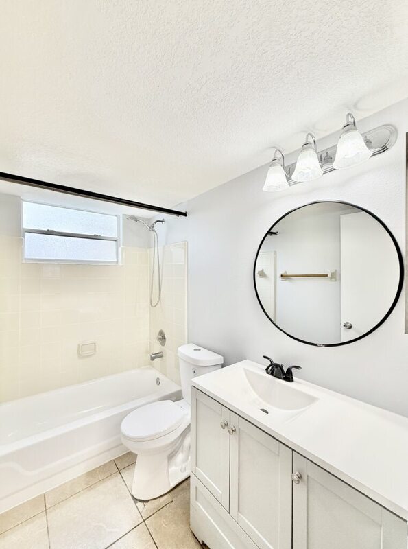 Building Photo - 2723 N Poinciana Blvd