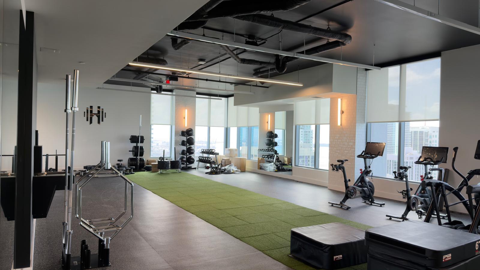 Building Photo - 121 NE 5th St