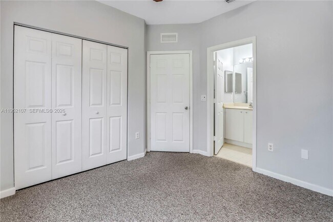 Building Photo - 2540 SW 85th Terrace