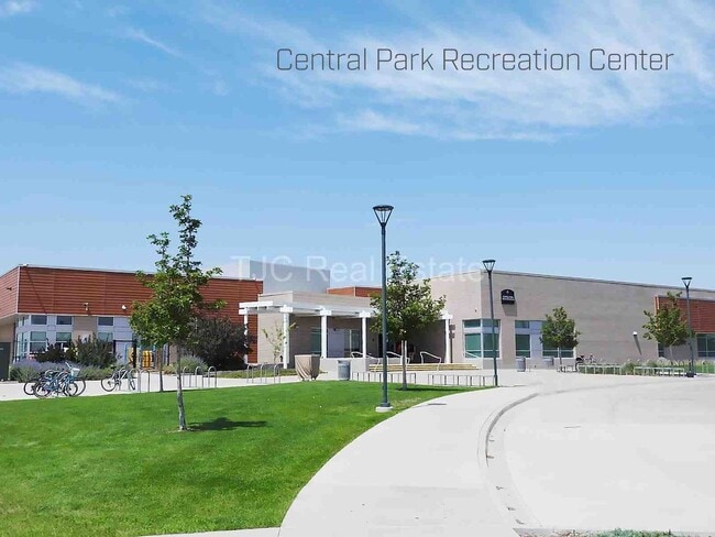 Building Photo - 8410 E 29th Ave