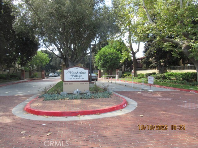 Building Photo - 1030 W MacArthur Blvd