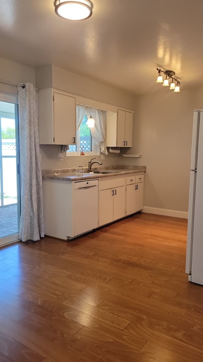 Building Photo - 26217 Birkdale Rd