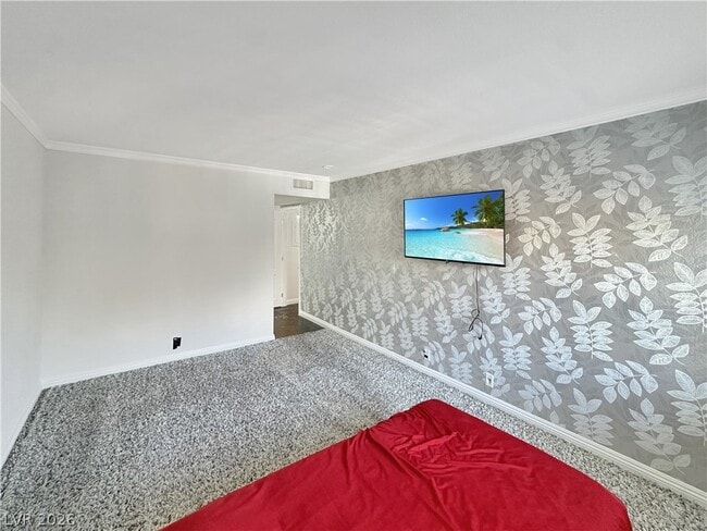 Building Photo - 730 S Royal Crest Cir