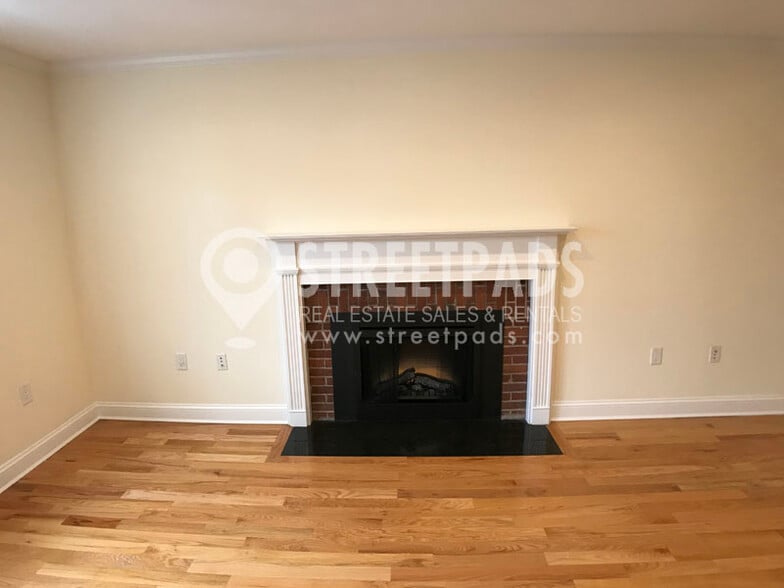 Building Photo - 55 Langdon St