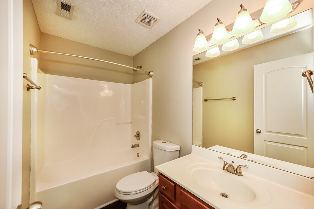 Building Photo - 1127 Sunnycrest Ct