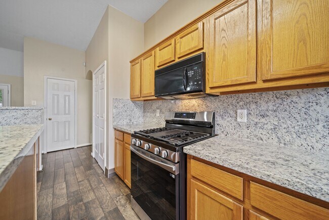 Building Photo - 7530 Alderly Dr