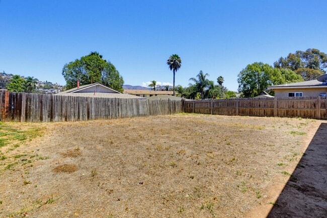 Building Photo - 1463 Sweetwater Ln