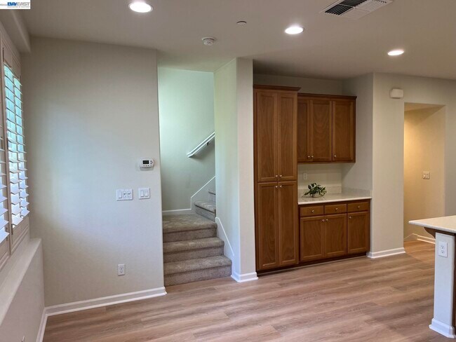 Building Photo - 5683 Melodia Cir