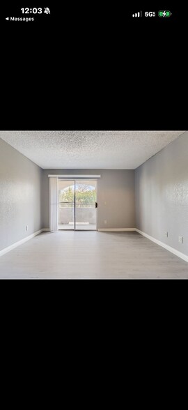 Building Photo - 220 Mission Newport Ln