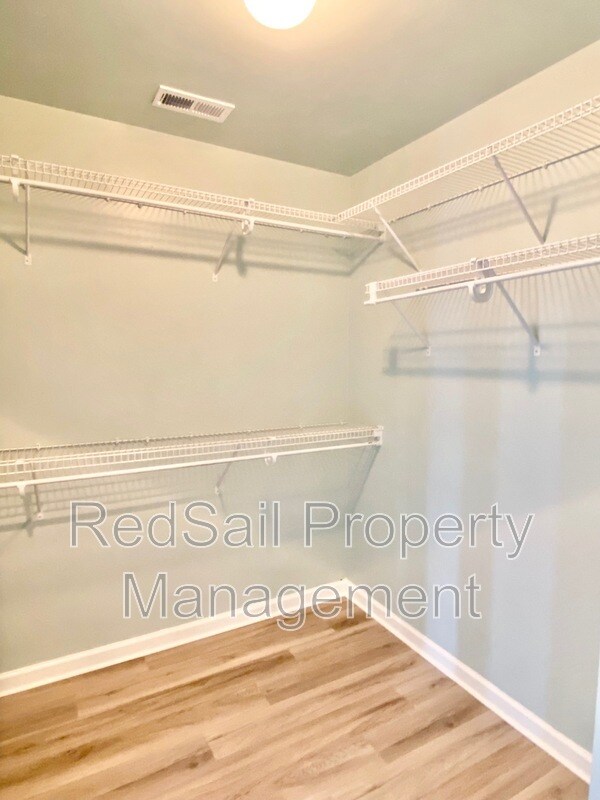 Building Photo - 256 R Hunts Neck Rd