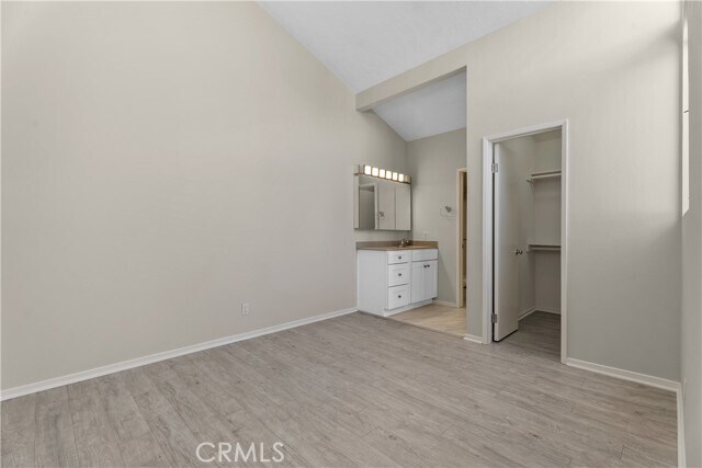 Building Photo - 33532 Valley View Ct