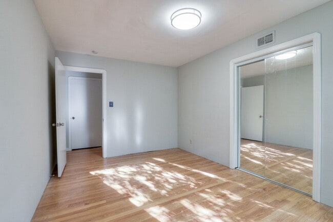 Building Photo - Home For Rent in Beautiful Saratoga!