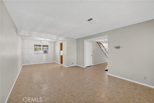 Building Photo - 10728 Valley Dr