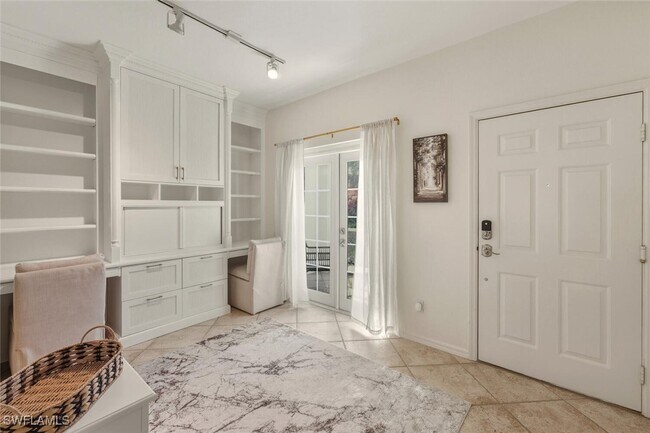 Building Photo - 871 Tanbark Dr