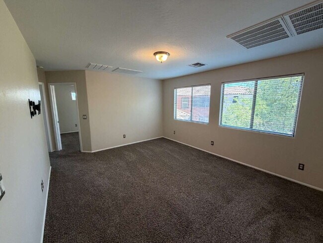 Building Photo - 38134 N Establo Dr