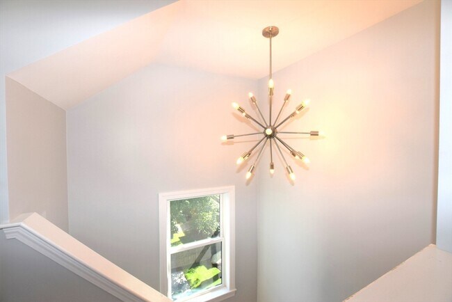 Building Photo - 145-147 Spruce St