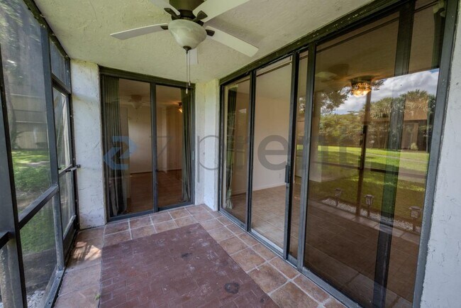 Building Photo - Unit C110