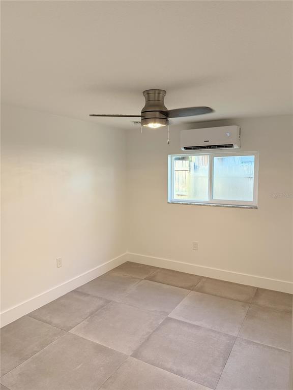 Building Photo - 3959 Coleridge Pl