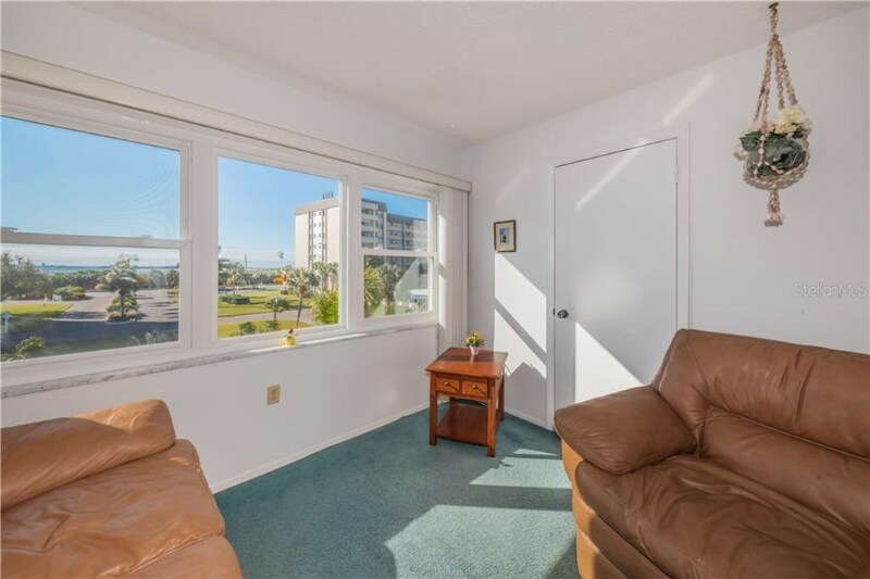 Building Photo - 8 Glencoe Pl