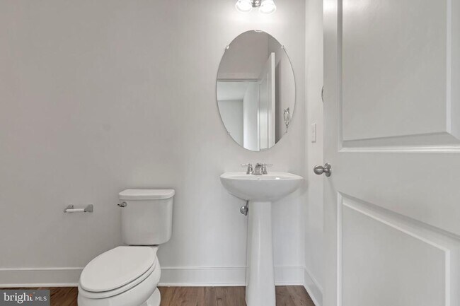 Building Photo - 1648 Sandpiper Bay Lp