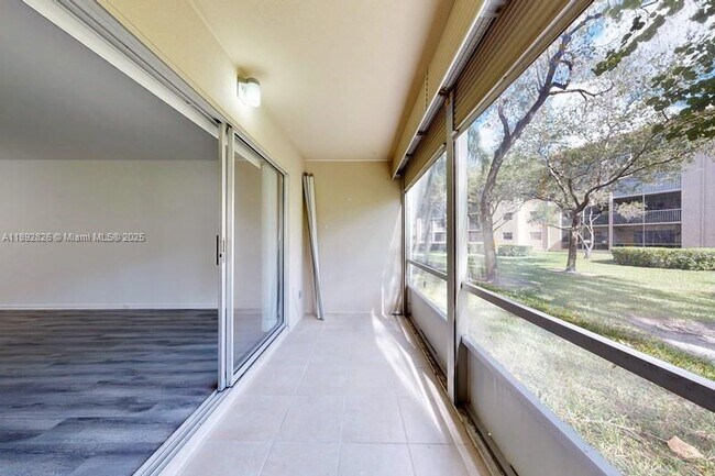 Building Photo - 1251 SW 125th Ave