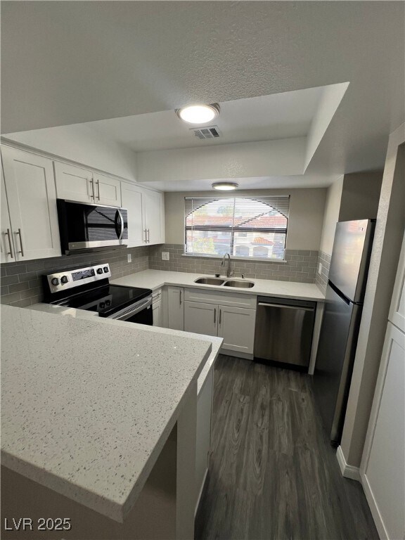 Building Photo - 8455 W Sahara Ave