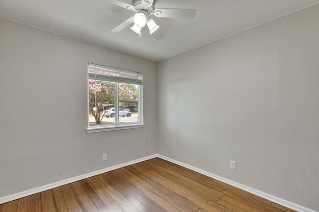 Building Photo - 7107 Cherry Meadow Dr