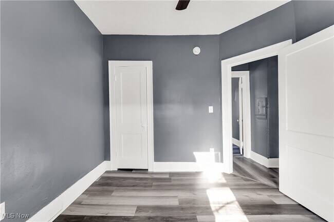 Building Photo - 430 E 149th St