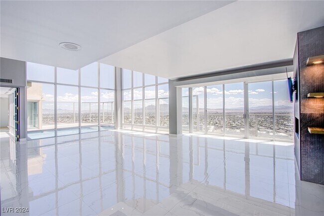 Building Photo - 3111 Bel Air Dr