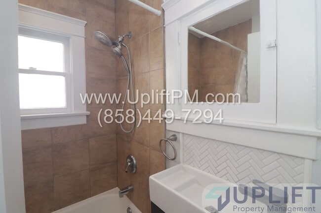 Building Photo - 4747 35th St