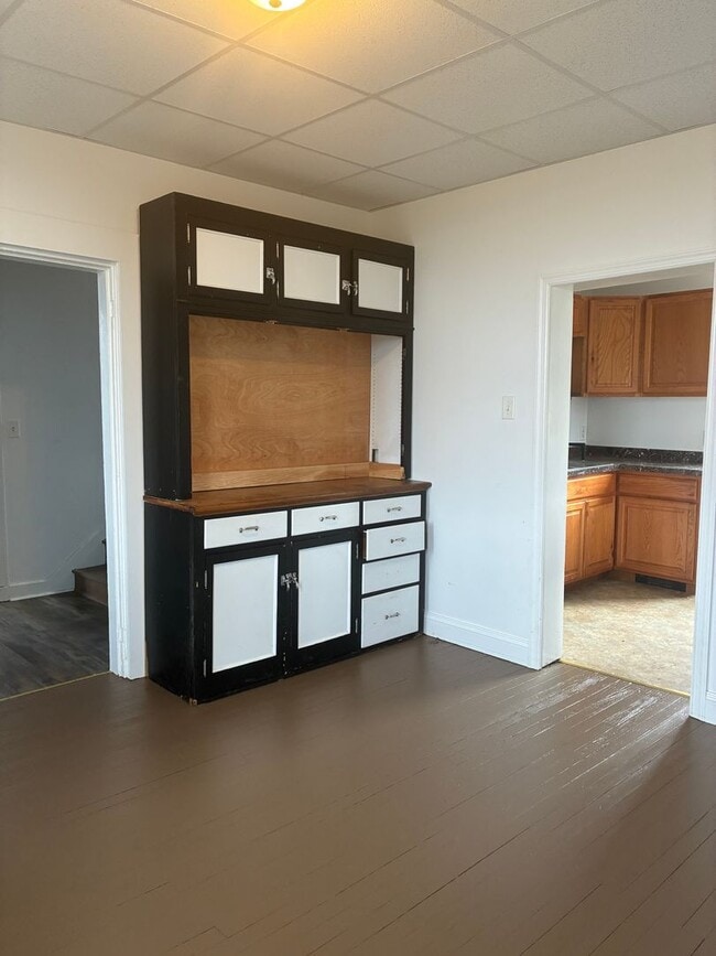 Building Photo - Single Family Home