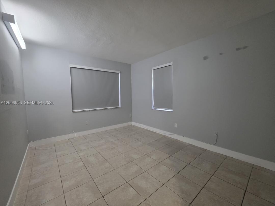 Building Photo - 8874 W Flagler St