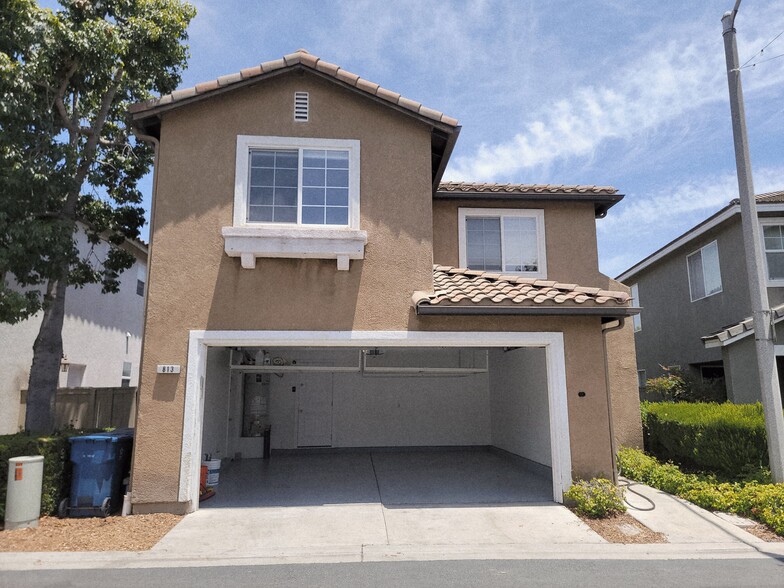 Building Photo - 813 Caminito Nogales