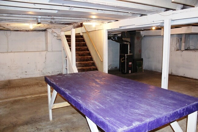 Building Photo - NEXT TO KSU!!!