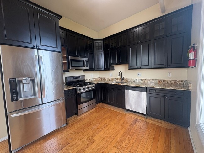 Building Photo - 1 Grand Ave