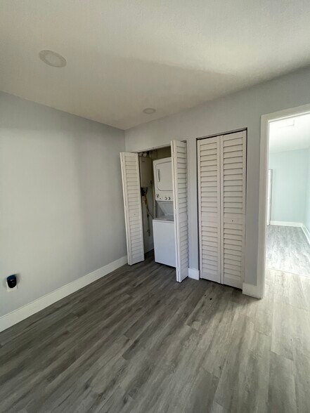 Building Photo - 11500 NW 39th St
