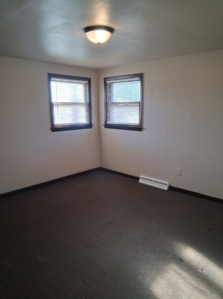 Building Photo - 5733 W Birch Ave