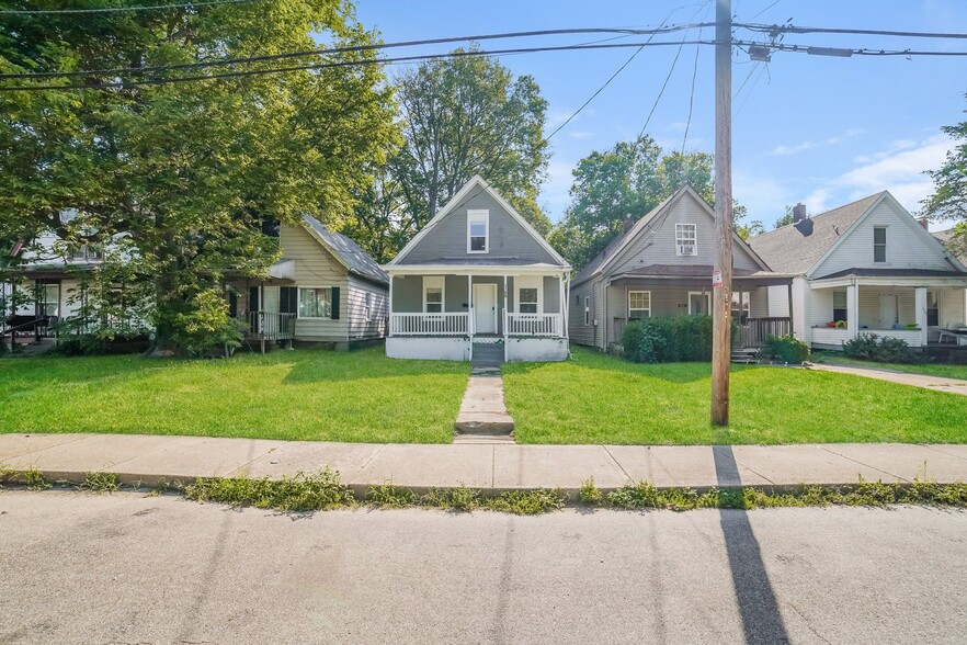 Building Photo - 1706 N Machin Ave